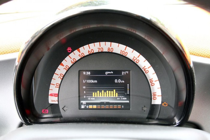 Akár egy fürdőszobai mérleg számlapja is lehetne