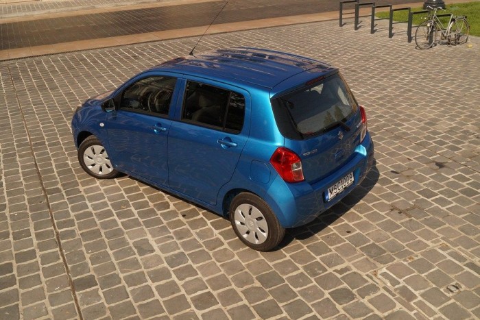 9,2 méter átmérőjű körön megfordul az apróság