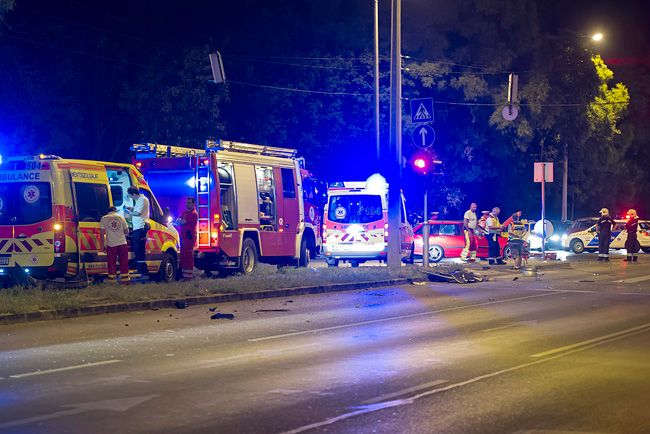 Fotókon az éjjeli budapesti halálos baleset 5