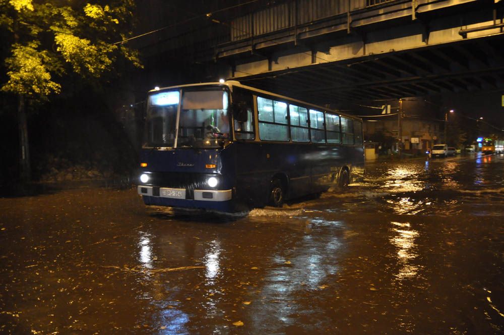 Fotók a budapesti özönvízszerű eső pusztításáról 2