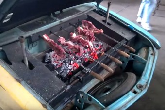 Zseniális, eszement ötlet kerti sütögetéshez