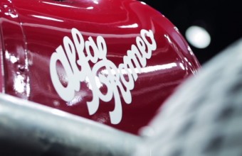 Alfások, elő a zsepit, ez tetszeni fog!