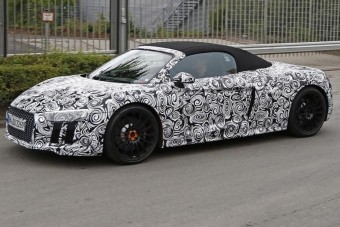 Vászontetőt kap az Audi szupersportkocsija