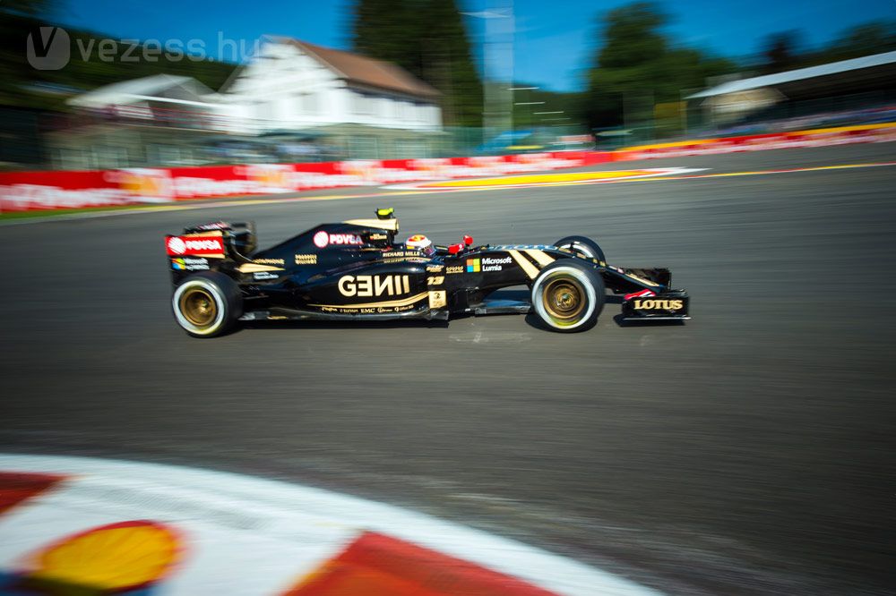 F1: Szenzációs eredmény a Lotusnál 15