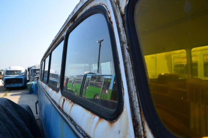 A magyar pusztában támad fel Ikarus 7