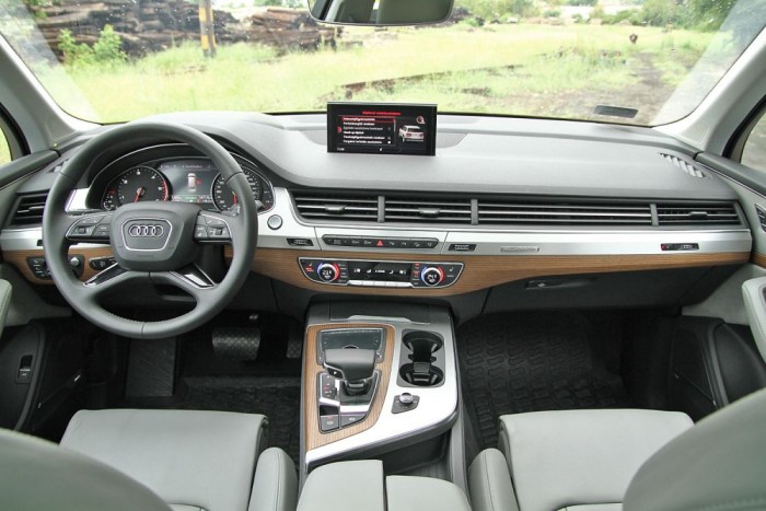 Szép, jó tapintású, jó szagú itt minden