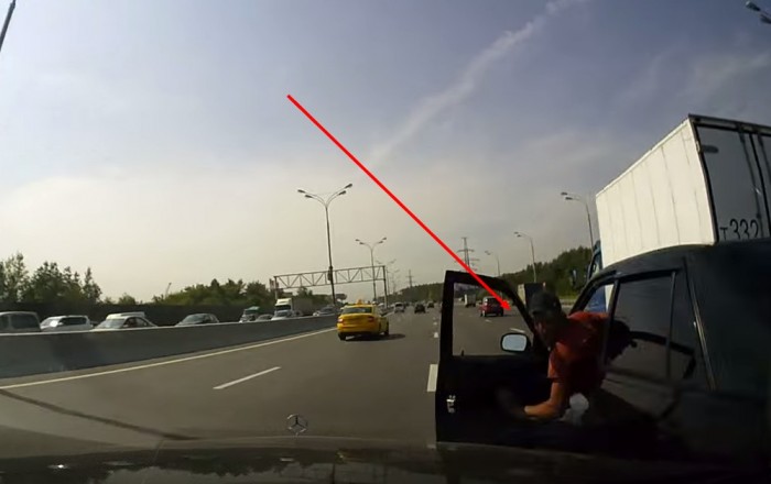 Aki megáll a pályán, az halál fia