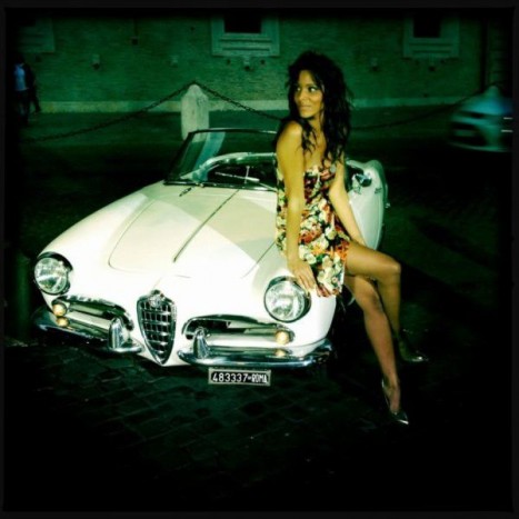 Zsibbasztóan csábító csajok, akikkel lemennél Alfába 11