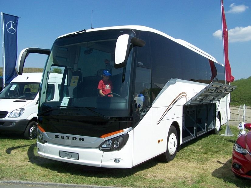 Az egyetlen hazai premier: Setra 515HD