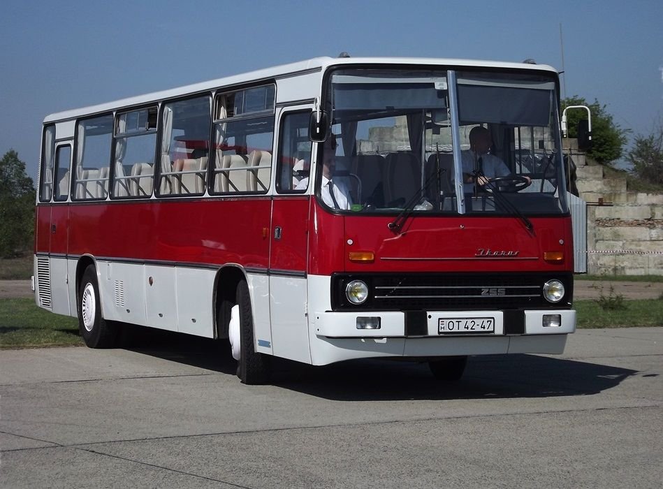 Retró Ikarus 256