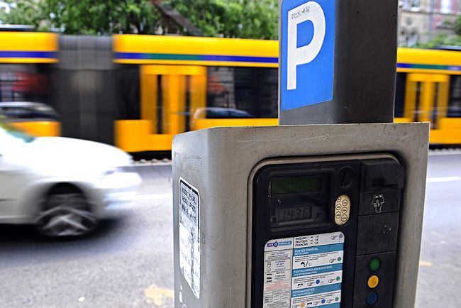 Törvényellenes a budapesti parkolási rendelet