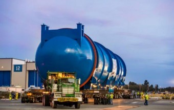 Ekkora monstrumot ritkán látsz közúton