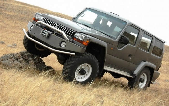 Azt kell mondjam, hogy nem csúnyább, mint egy Hummer, sőt.