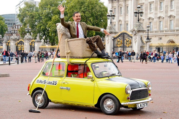Autója tetején furikázott Mr. Bean 2 Autója tetején furikázott Mr. Bean 2