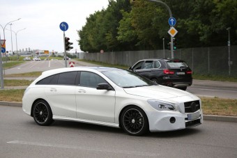 Kémfotók a megújult magyar Merciről