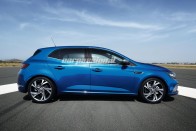 Kiszivárgott az új Renault Megane 21