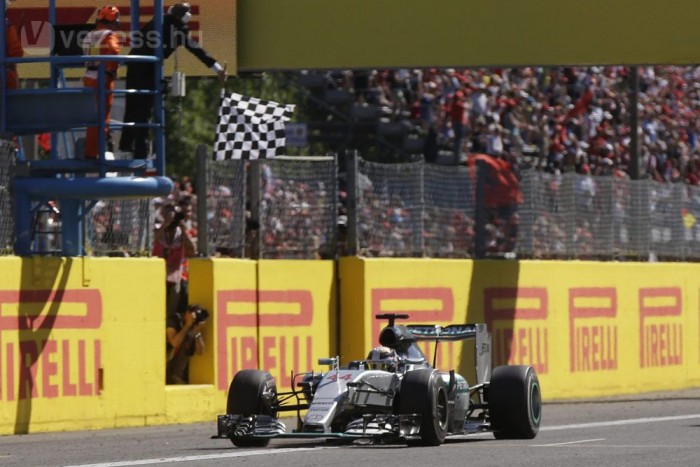 F1: Félelmetes a Mercedes tempója 6