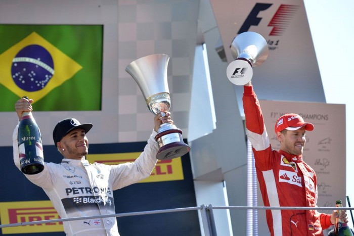 F1: Hamilton átkelt a vörös tengeren 7