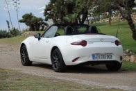 Mazda MX-5 – Minden, ami egy sportkocsitól kell 44