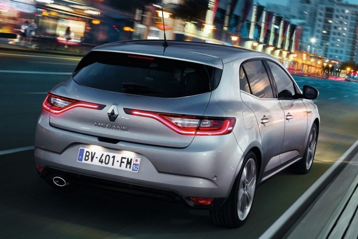 Hivatalosan is megérkezett a Renault Mégane 2 Hivatalosan is megérkezett a Renault Mégane 2
