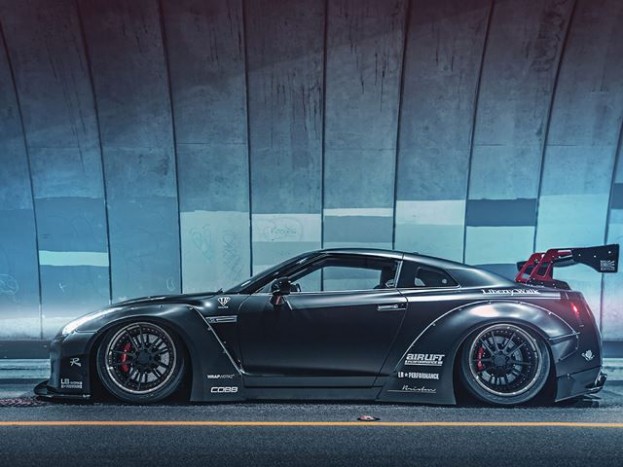 Valószínűleg ez a legdurvább Nissan, amit eddig láttál 7 Valószínűleg ez a legdurvább Nissan, amit eddig láttál 7