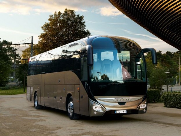 Ismerje meg a 2016-os Év buszát! 2 Ismerje meg a 2016-os Év buszát! 2