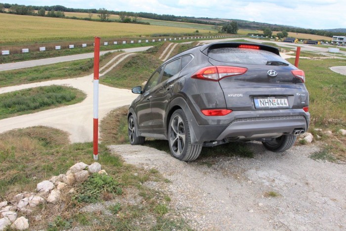 Nem terepjáró, de többet tud annál, mint amit kinéznénk belőle
