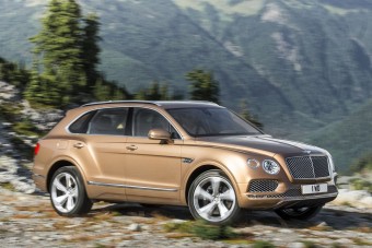 Bentley Bentayga: Normálisnak akar látszani