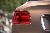 Bentley Bentayga: Normálisnak akar látszani 50