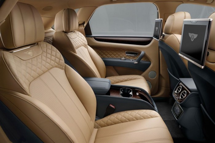 Bentley Bentayga: Normálisnak akar látszani 9