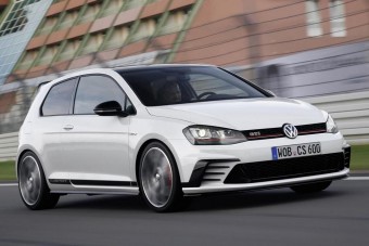 Szálkásított Golf GTI
