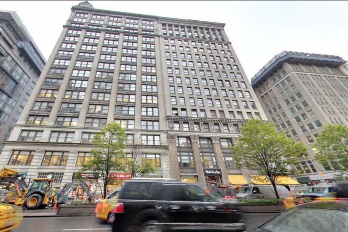 Agyonvert egy férfit, majd elbiciklizett a futár 3