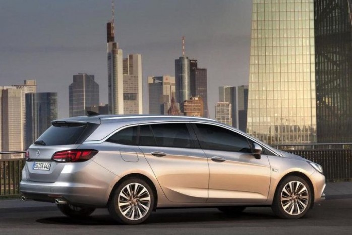 Íme, az új Opel Astra kombi! 2 Íme, az új Opel Astra kombi! 2