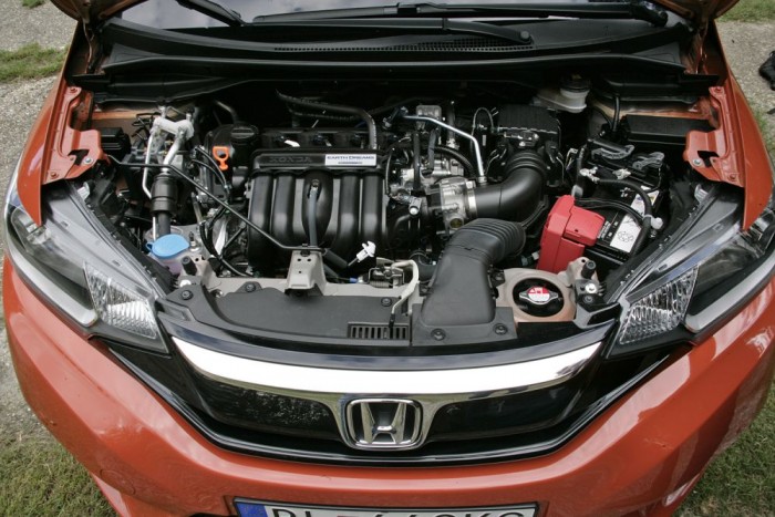 Friss hangok a Jazz-ben 11 | Vezess Csupán egyetlen benzinmotorral rendelhető a Jazz