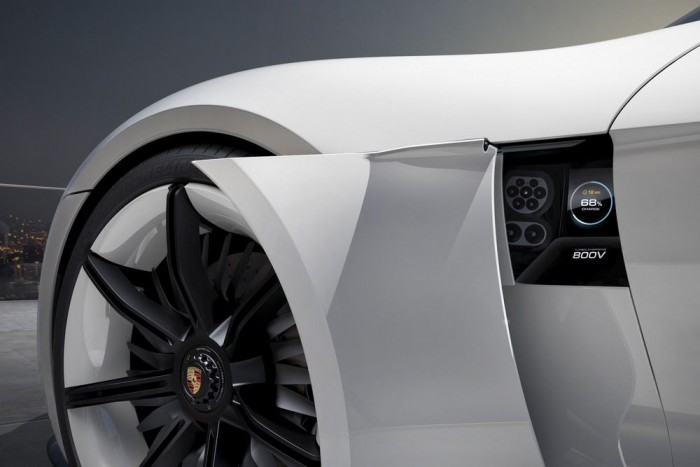 Tesla-verő villanyszörny a Porschétól 2 Tesla-verő villanyszörny a Porschétól 2