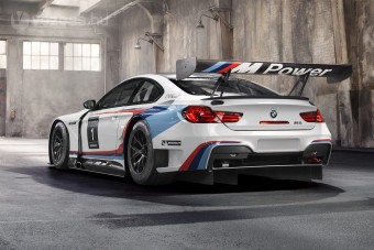 Luxusautóból versenyautó: BMW M6 GT3...
