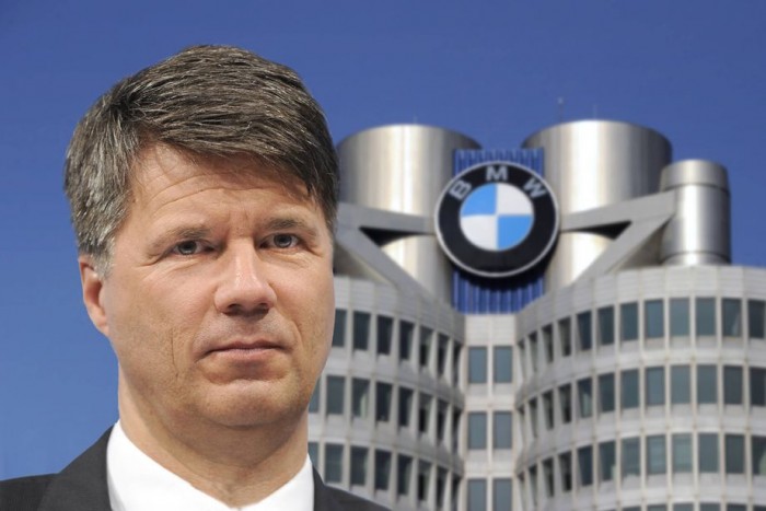 Újságírók előtt esett össze a BMW vezére 5