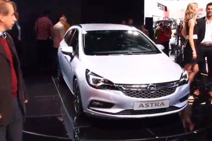 Beültünk az új Opel Astrába