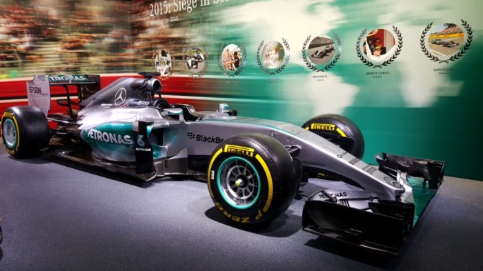 Akarod látni az F1-es vb-trófeát egészen közelről? 11