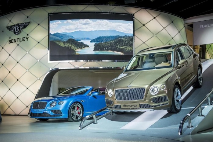 Na, kié lesz a Bentley SUV első példánya? 4 | Vezess Na, kié lesz a Bentley SUV első példánya? 4