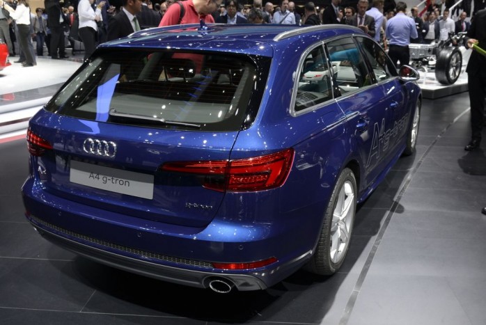 Négy kilót eszik százon az Audi A4g-tron 1