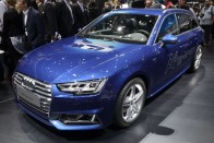 Négy kilót eszik százon az Audi A4g-tron 6