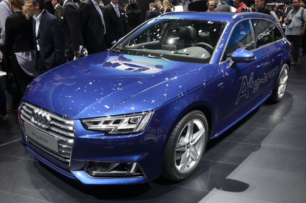 Négy kilót eszik százon az Audi A4g-tron 4