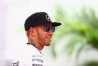 F1: Hamilton átveszi a stafétát Sennától? 73