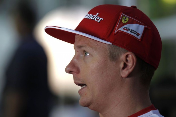 F1: A Mercedes bukhatja az időmérőt 7