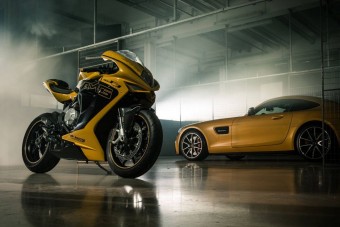 AMG-fenevad háromhengeres motorral