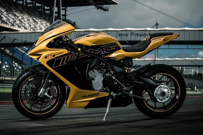 AMG-fenevad háromhengeres motorral 3 AMG-fenevad háromhengeres motorral 3