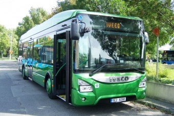 Gázos buszpremier az Andrássy úton