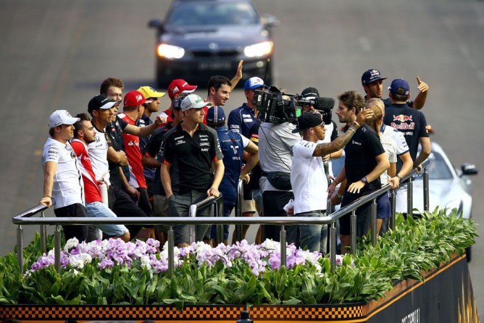 F1: Vettel-győzelem, összeomlás Hamiltonnál 6 | Vezess F1: Vettel-győzelem, összeomlás Hamiltonnál 6