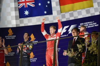 F1: Vettelék megpróbálják elkapni a Mercedest